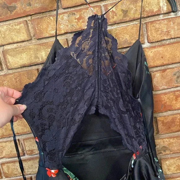 B. smart Asymmetrical Dress size 15 strappy back midi dress black and red floral - Picture 3 of 4